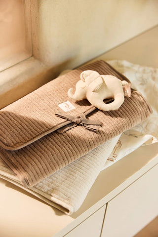 Jollein Changing Pad With Storage Pockets - Oatmeal Cloudy Rib - Mokee