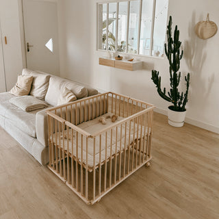 Mokee Ezee | Adjustable Playpen with wheels - Beech
